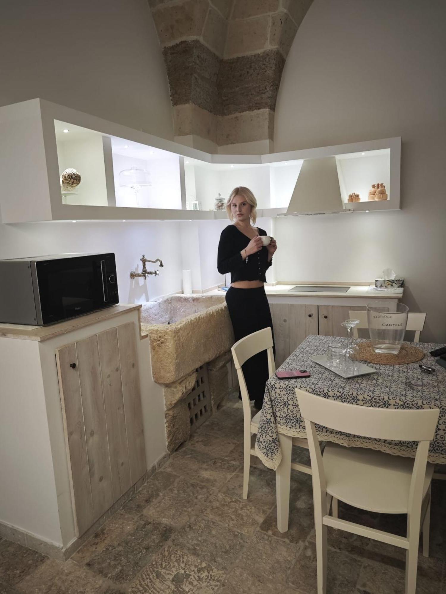 Suite87 Mesagne Eksteriør billede